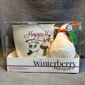 Pfaltzgraff Winterberry 20oz Mug & Snowman ornament set, new in box.
